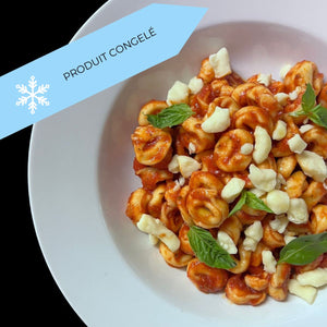 
                  
                    Tortellini ricotta à la sauce tomate et fromage en grains
                  
                