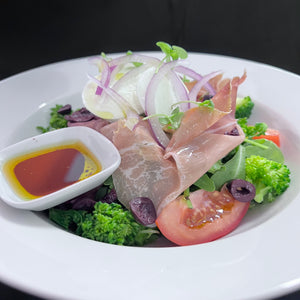 
                  
                    Salade Toscane au proscuitto
                  
                